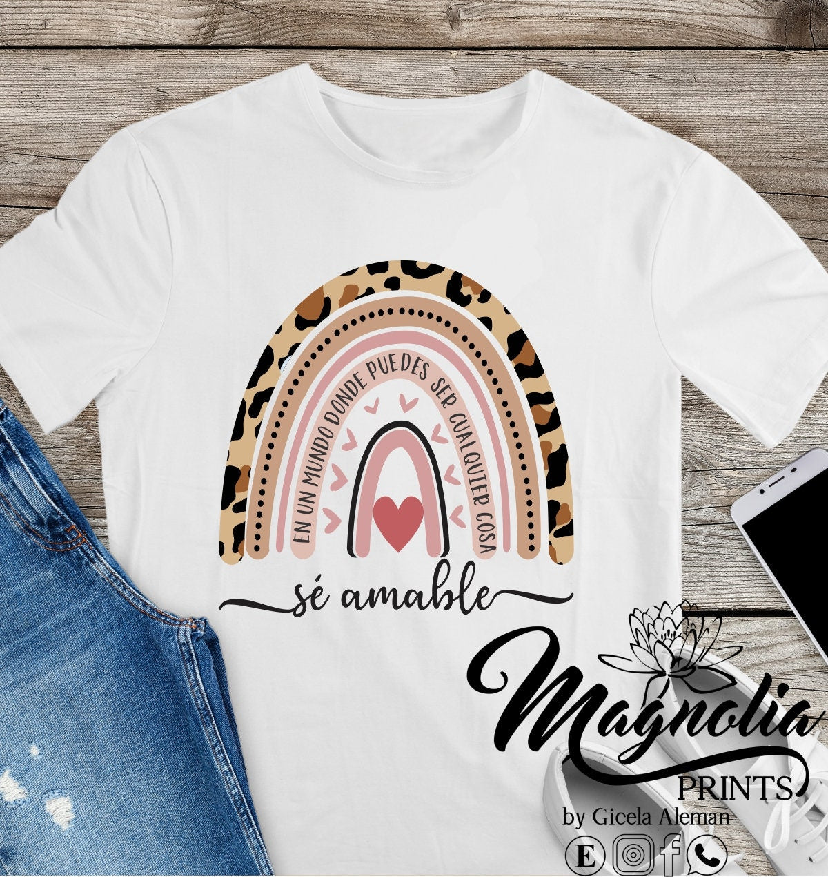 T-shirt / Se amable / fun shirt / soft tee / gift for her / teacher spanish shirt - Gicela Aleman