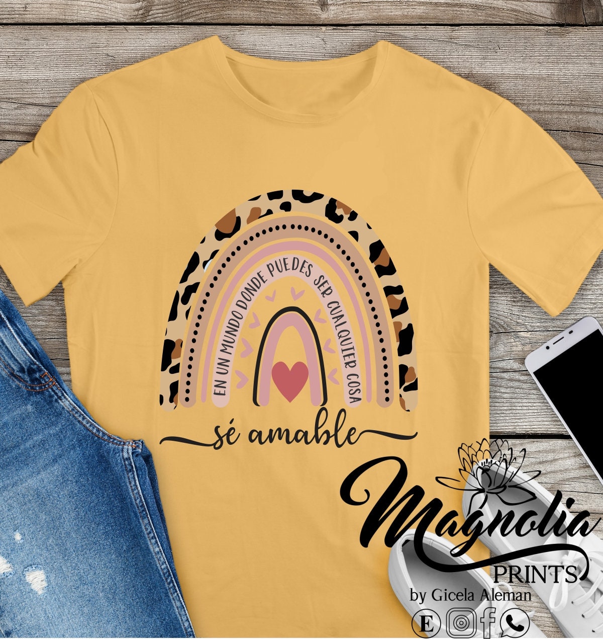 T-shirt / Se amable / fun shirt / soft tee / gift for her / teacher spanish shirt - Gicela Aleman