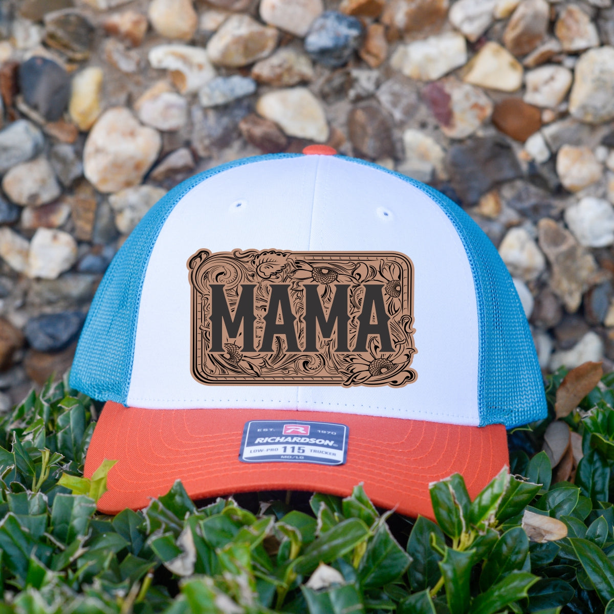 MAMA HAT - Gicela Aleman